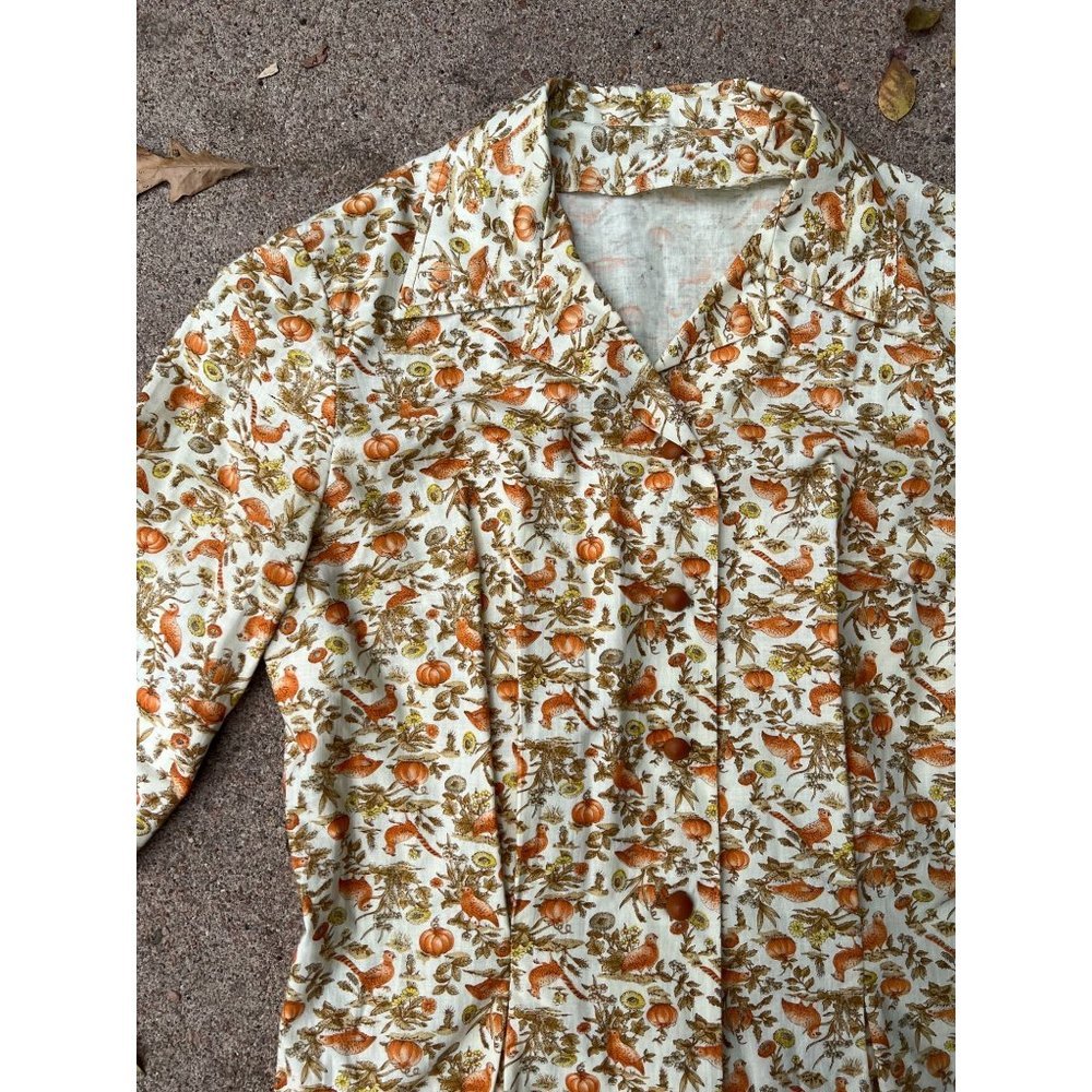 1940's vintage pumpkin and pheasant novelty print autumnal button blouse